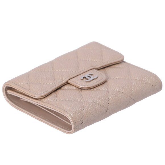 CHANEL Matelasse Trifold Wallet A82288 Iridescent Beige Caviar Leather - Picture 4 of 6